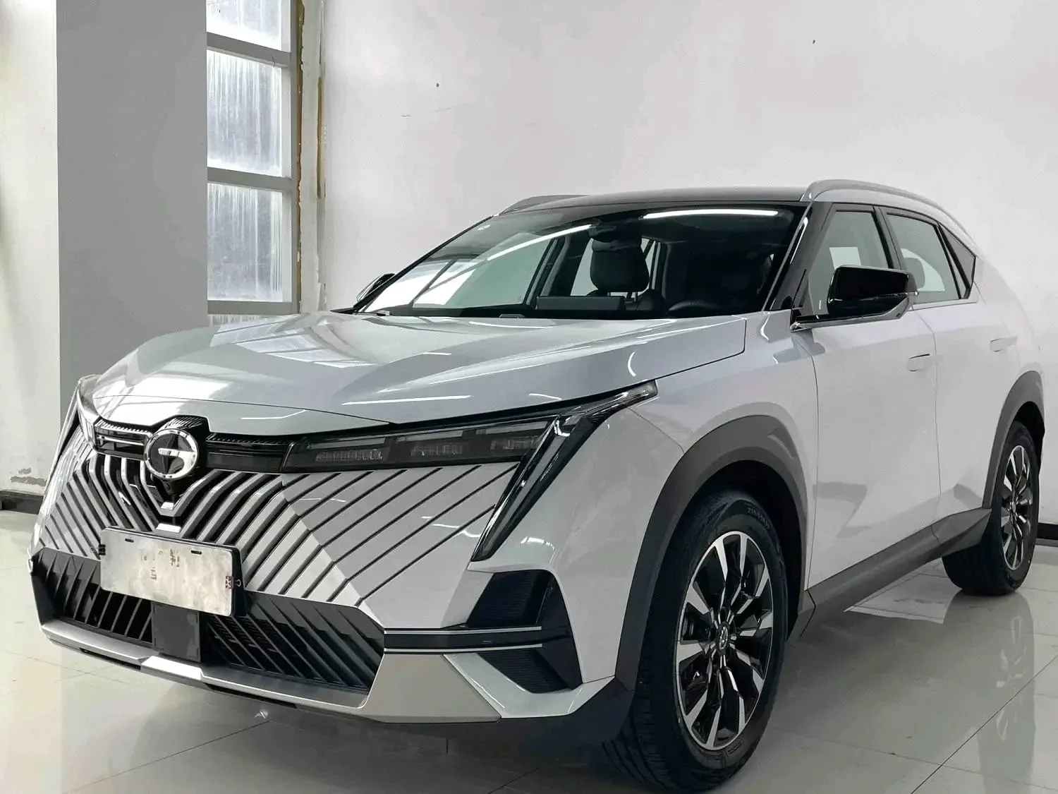 GAC Trumpchi Emkoo 2023 — фото 1