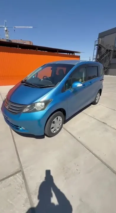 Honda Freed 2011 — фото 1