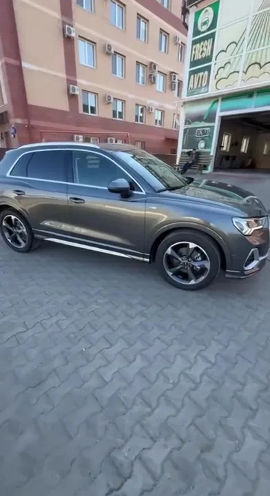 Audi Q3 2023 — фото 2