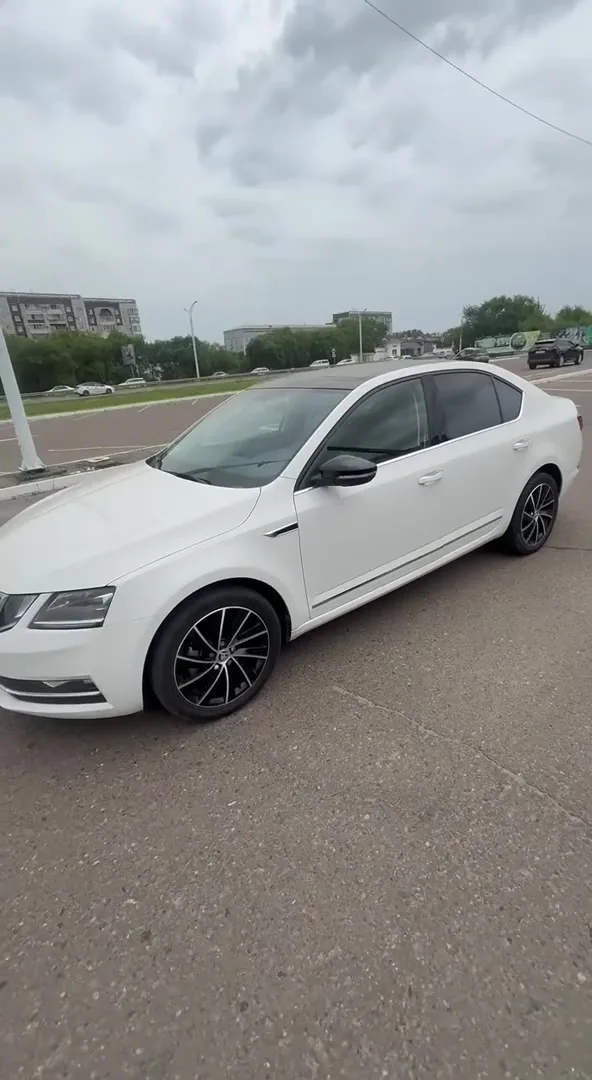 Skoda Octavia 2020 — фото 4
