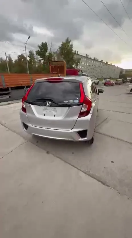 Honda Fit — фото 4