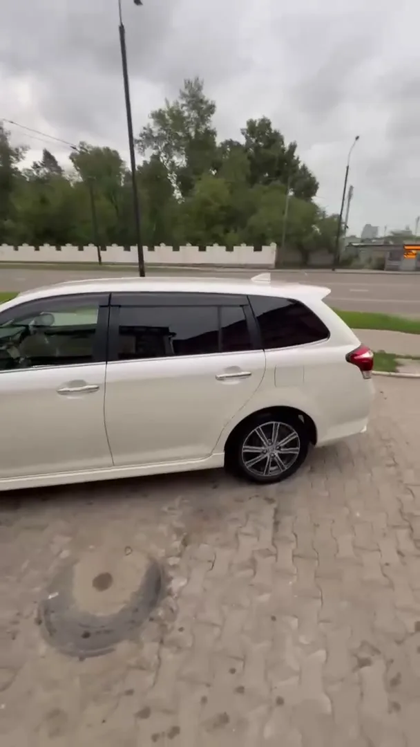 Toyota Corolla Fielder 2015 — фото 2